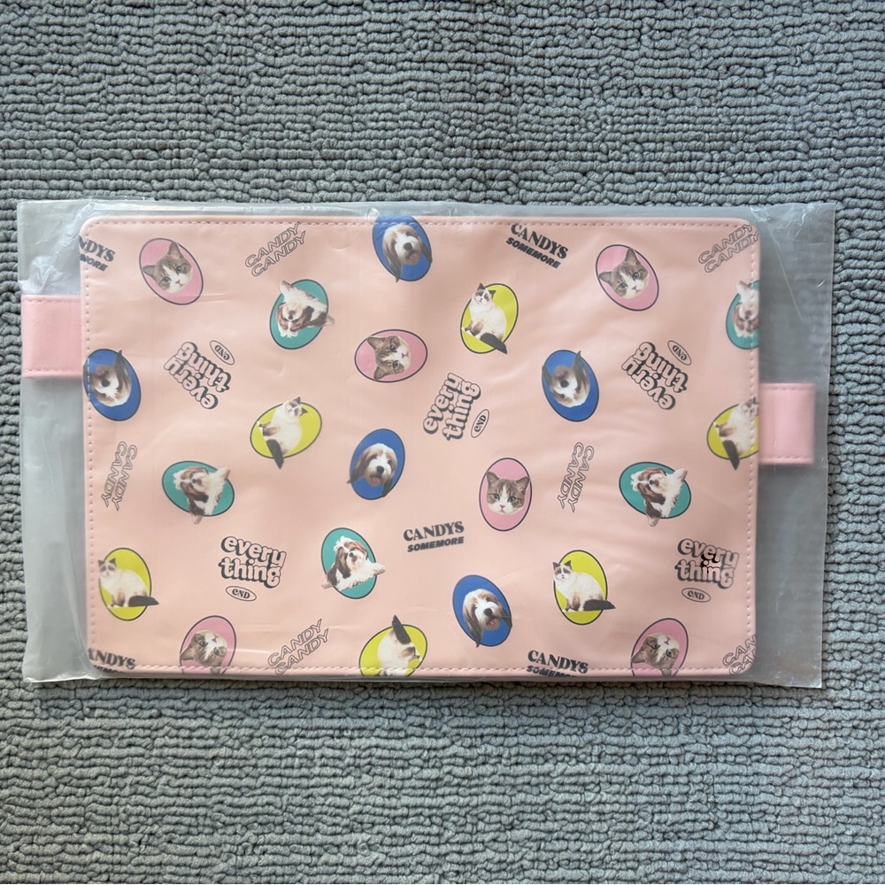 Hobonichi Techo Cover A6 ( Random Dog & Cat )